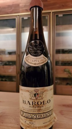 画像1: 当たり年！バローロ・レトロボトル1971年