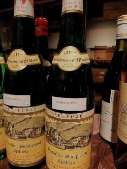 画像2: Graacher Domprobst Spatlese Bergweiler Prum 1971年 限定2本 ドイツワイン