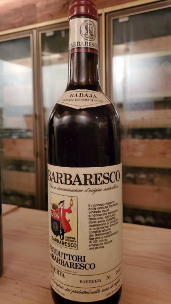 画像1: 銘酒！プロドゥットーリ・デル・バルバレスコ・ラバヤ 1970年(上級品) (1)