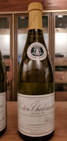 画像1: 当たり年　ルイ・ラトゥール・コルトン・シャルルマーニュ2017年 (1)