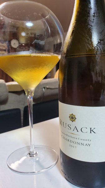 画像1: 旨い! リュサック・ヴィンヤーズ　シャルドネ・SBC2017年 (1)